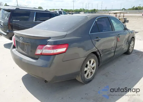 2011 Toyota Camry Le z USA, uszkodzony, nr VIN 4T1BF3EK0BU644561